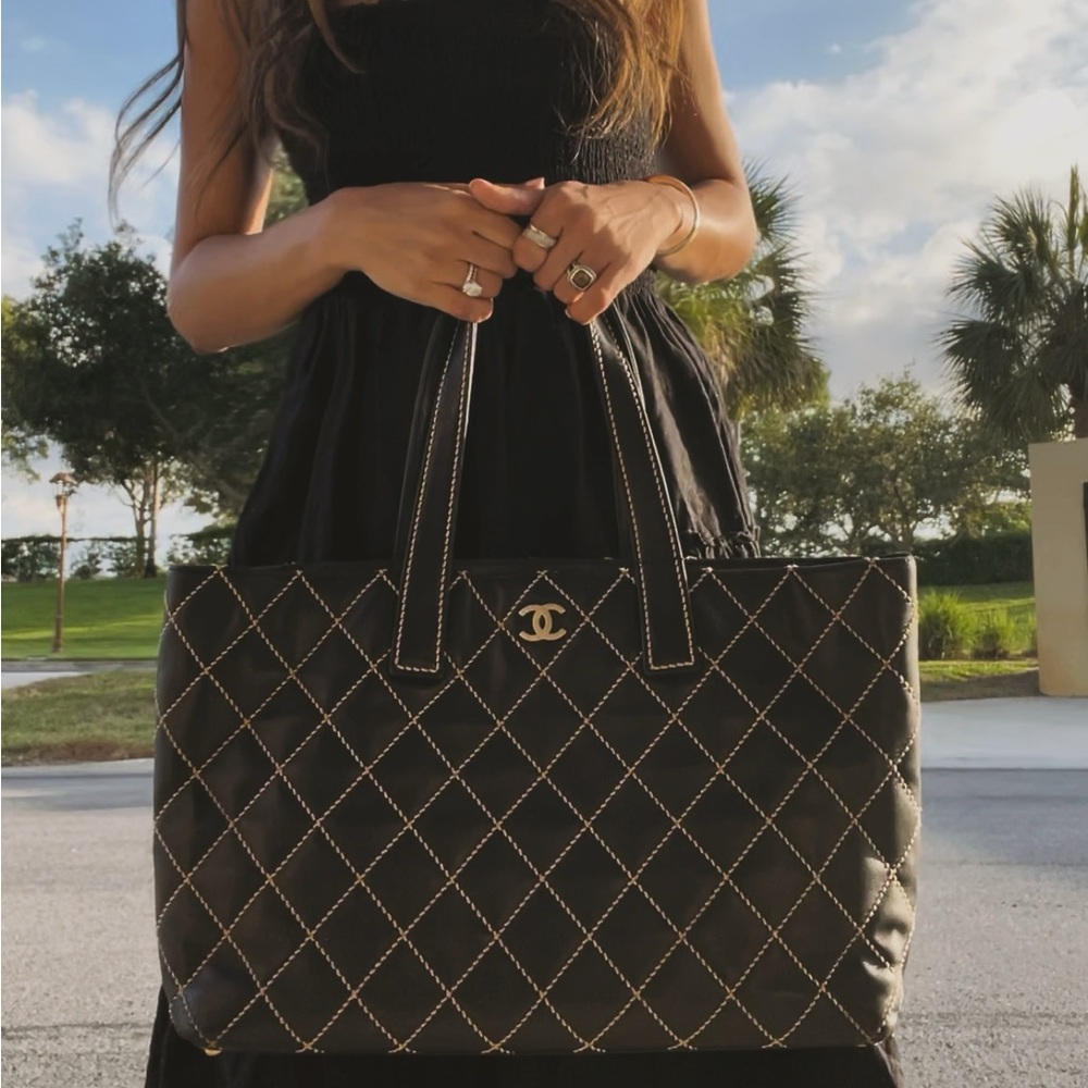 CHANEL Black Quilted Leather Tote